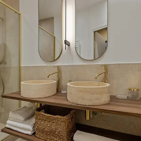 Exceptional Facing Palais Cannes1 Cannes